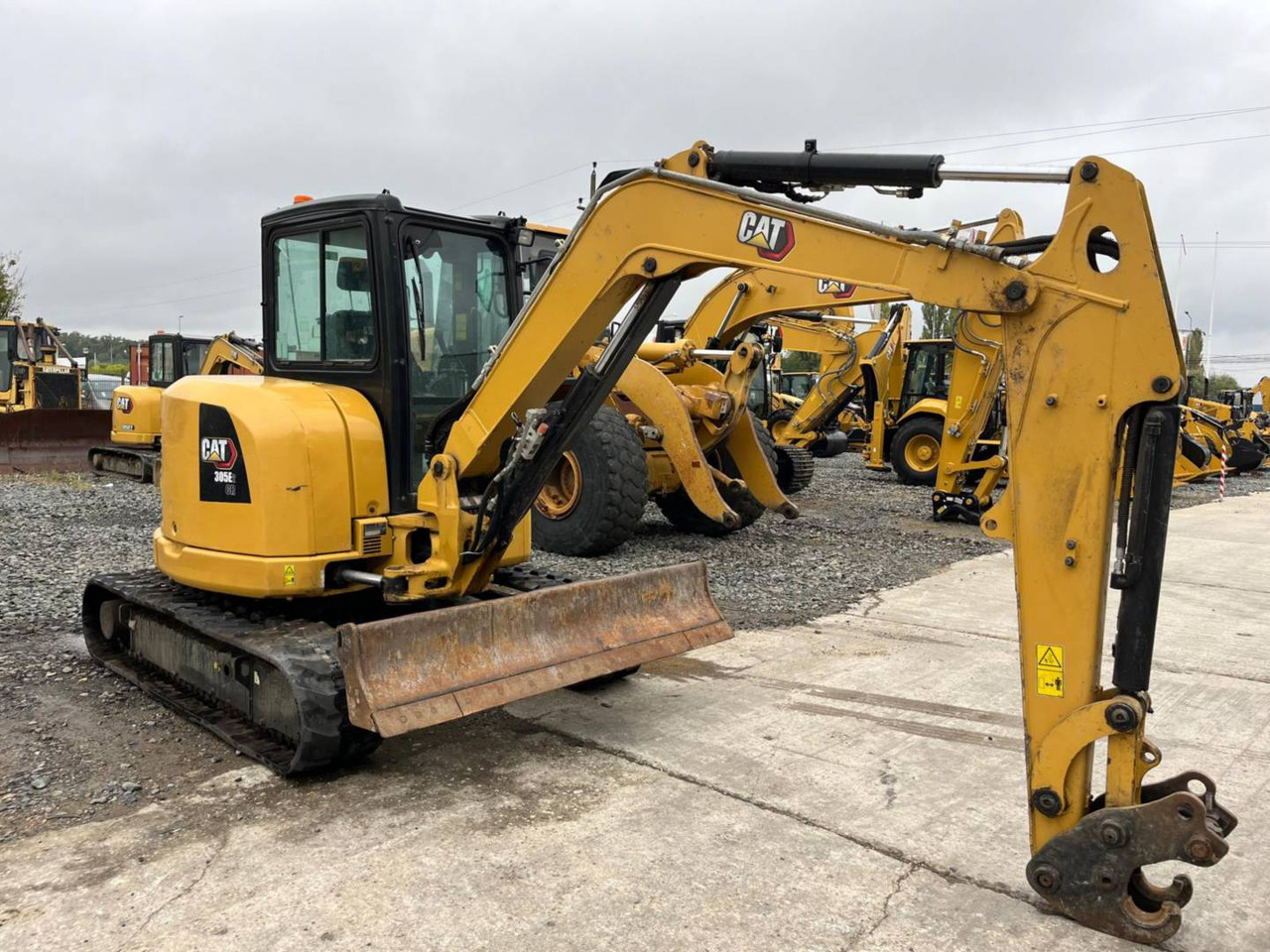 CAT 305E2CR - Pelle sur chenille: photos 2 CAT 305E2CR - Pelle sur chenille: photos 2