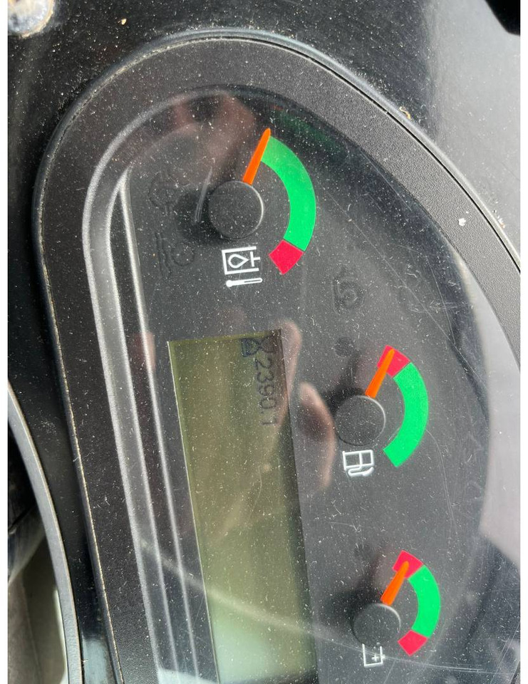 CAT 908M - Chargeuse sur pneus: photos 5 CAT 908M - Chargeuse sur pneus: photos 5