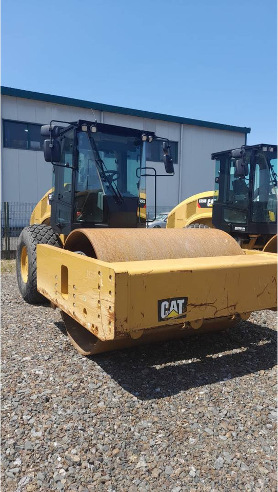 CAT CS78B - Compacteur à pieds de mouton/ Monocylindre: photos 2 CAT CS78B - Compacteur à pieds de mouton/ Monocylindre: photos 2