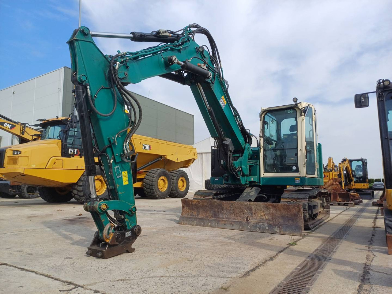CAT 308CR - Pelle sur chenille: photos 1 CAT 308CR - Pelle sur chenille: photos 1