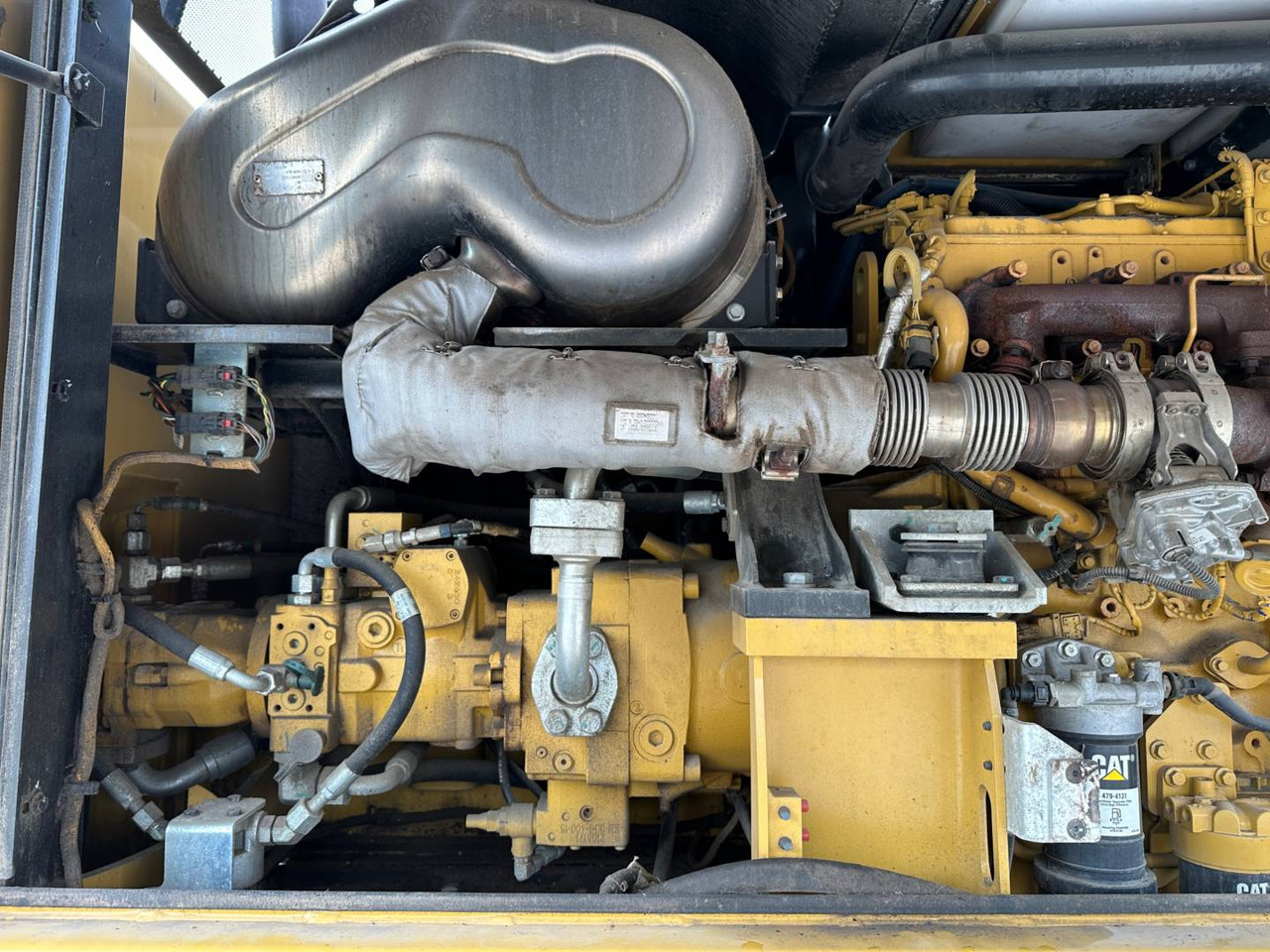 Pelle sur pneus CAT MH3022: photos 29