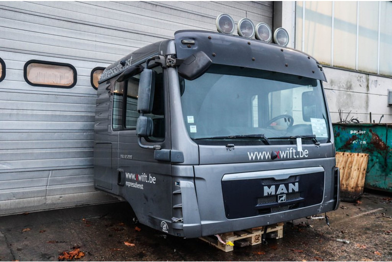 MAN F99L34 TGL - Cabine et intérieur pour Camion: photos 3 MAN F99L34 TGL - Cabine et intérieur pour Camion: photos 3