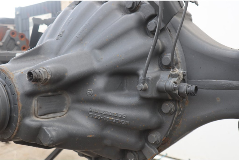 Mercedes-Benz R440-13A/C22.5 43/10 - Essieu arrière pour Camion: photos 4 Mercedes-Benz R440-13A/C22.5 43/10 - Essieu arrière pour Camion: photos 4
