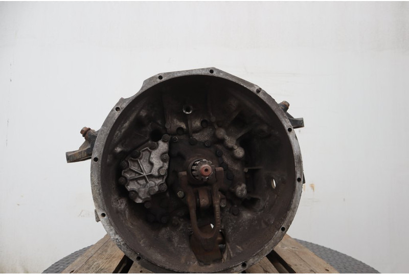 ZF 16S151OD+INT F2000 81.32004-6402 - Boîte de vitesse pour Camion: photos 2 ZF 16S151OD+INT F2000 81.32004-6402 - Boîte de vitesse pour Camion: photos 2