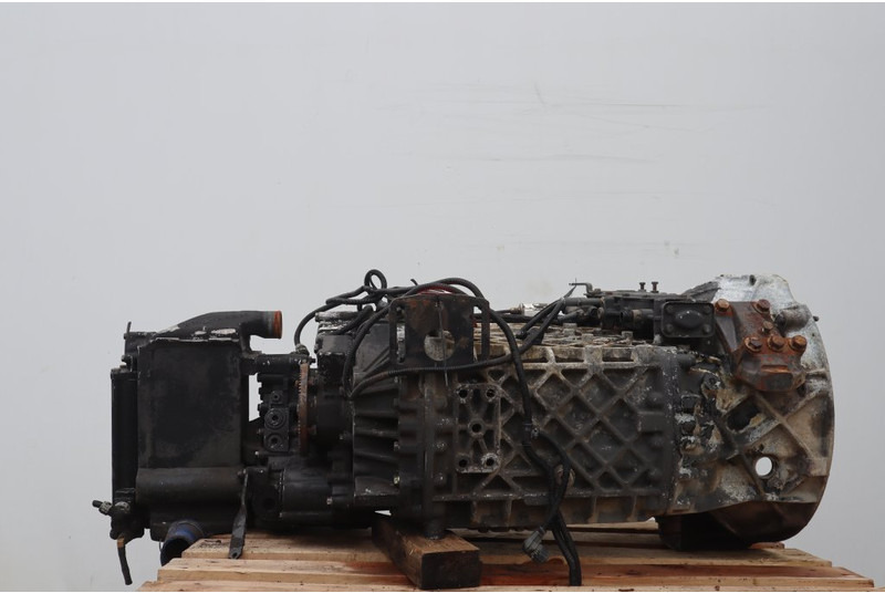 ZF 16S151OD+INT F2000 - Boîte de vitesse pour Camion: photos 3 ZF 16S151OD+INT F2000 - Boîte de vitesse pour Camion: photos 3