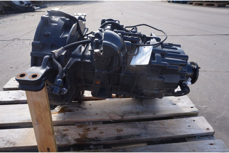 ZF 6S800OD TGL 81.32004-6180 - Boîte de vitesse pour Camion: photos 1 ZF 6S800OD TGL 81.32004-6180 - Boîte de vitesse pour Camion: photos 1