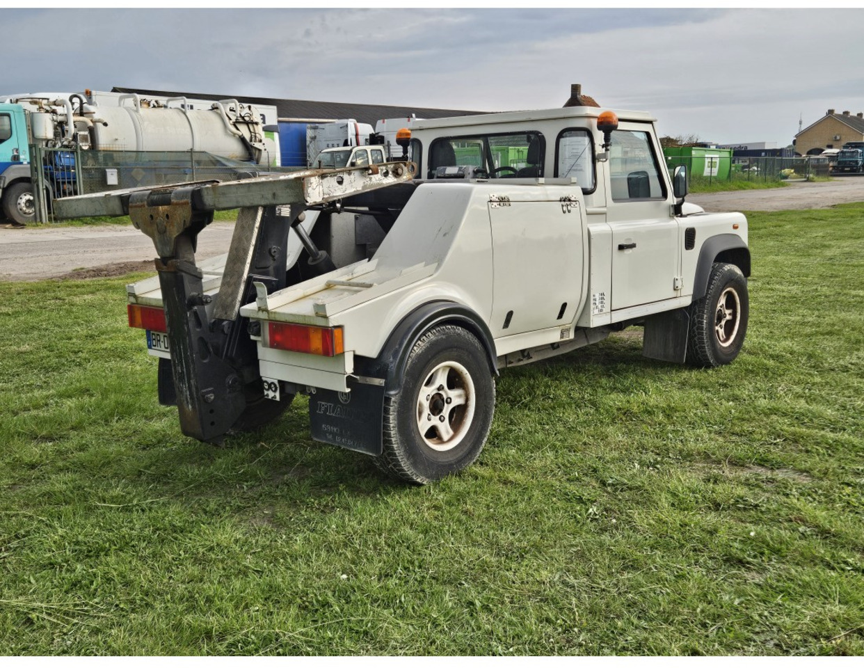 Land Rover Defender Breaking down vehicle - Remorqueuse: photos 2 Land Rover Defender Breaking down vehicle - Remorqueuse: photos 2