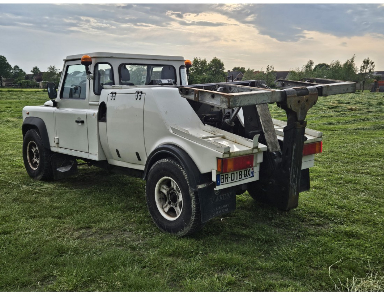 Land Rover Defender Breaking down vehicle - Remorqueuse: photos 4 Land Rover Defender Breaking down vehicle - Remorqueuse: photos 4