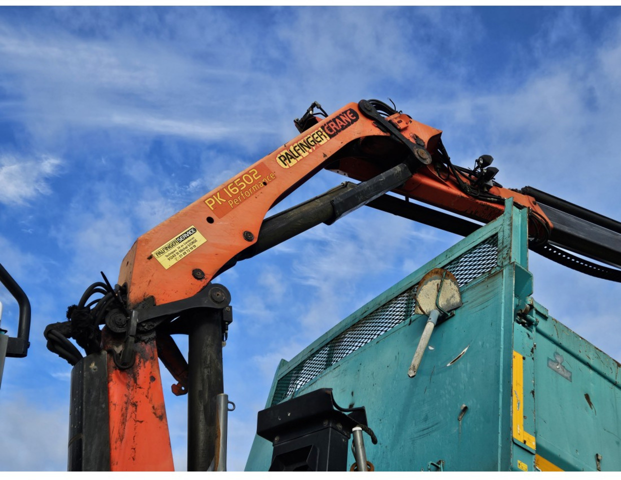 Camion benne MAN TGA 33.360 TIPPER 3 SIDE CRANE PALFINGER 16502 *REMOTE CONTROL: photos 9