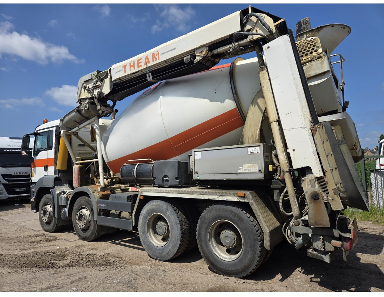 MAN TGS 35.400 8X4 Concrete Mixer Stetter Steelsuspension - Camion malaxeur: photos 2 MAN TGS 35.400 8X4 Concrete Mixer Stetter Steelsuspension - Camion malaxeur: photos 2