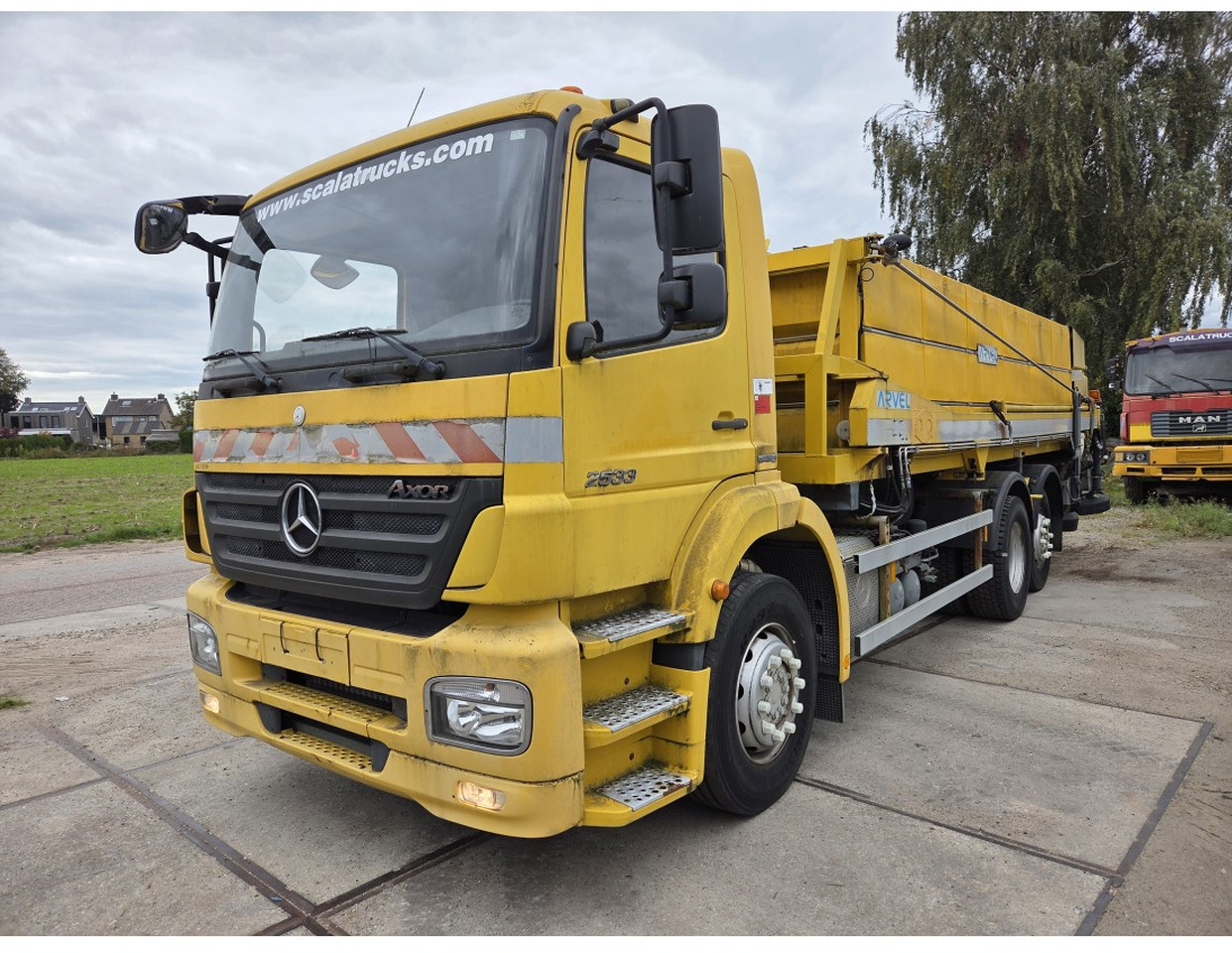 MERCEDES AXOR 2533 6X2 CHASSIS LOW MILEAGE - Châssis cabine, Engin de déneigement: photos 1 MERCEDES AXOR 2533 6X2 CHASSIS LOW MILEAGE - Châssis cabine, Engin de déneigement: photos 1