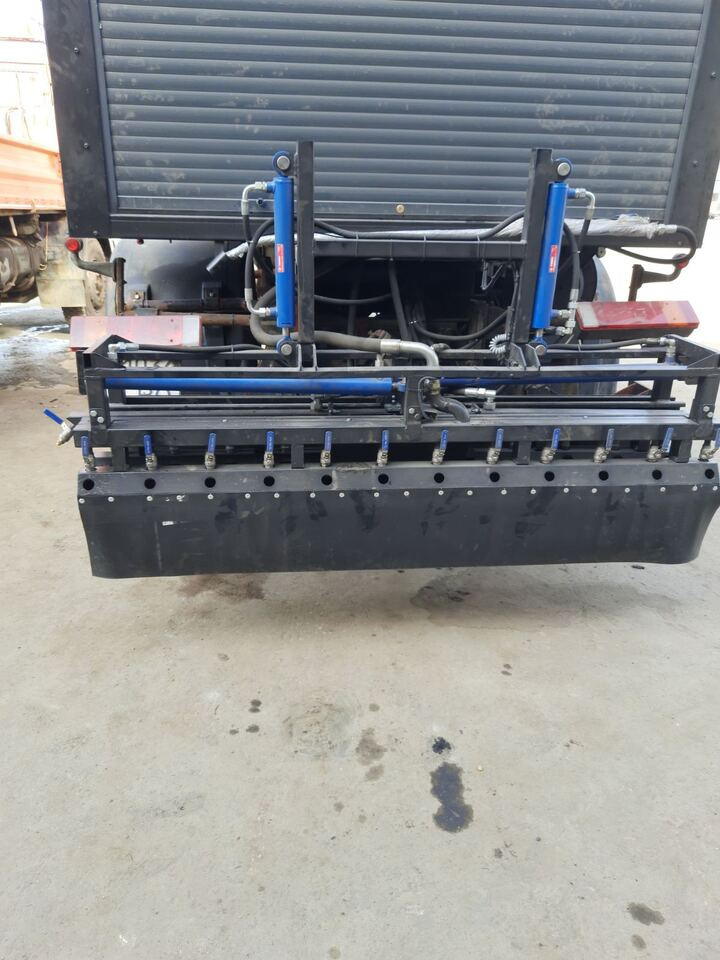 Crédit-bail de TICAB Аutonomous Asphalt Sprayer 8000 L, Asphalt Distributor, Manufacturer TICAB Аutonomous Asphalt Sprayer 8000 L, Asphalt Distributor, Manufacturer: photos 7