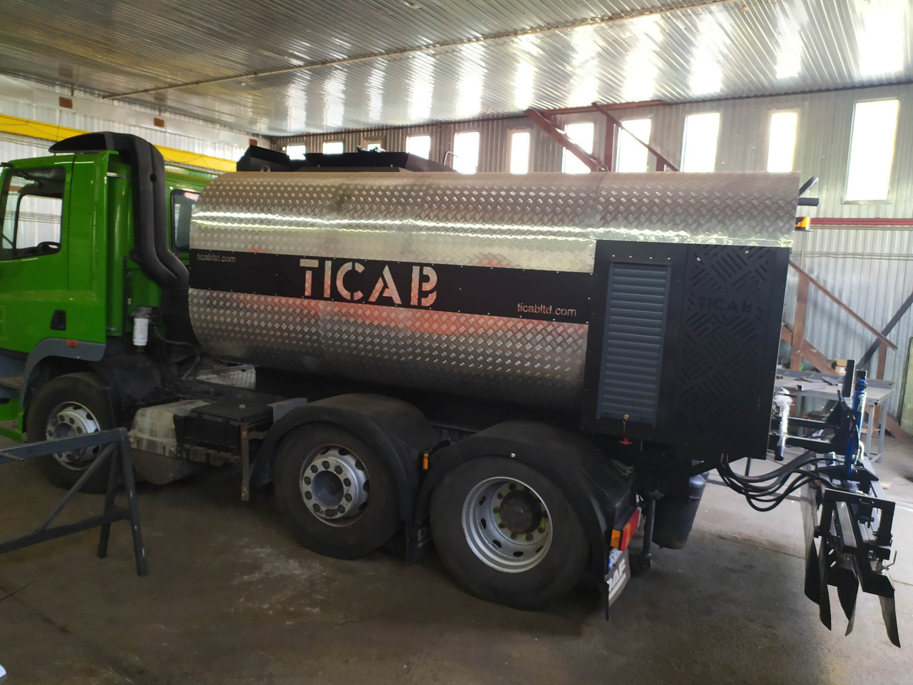 Crédit-bail de TICAB Аutonomous Asphalt Sprayer 8000 L, Asphalt Distributor, Manufacturer TICAB Аutonomous Asphalt Sprayer 8000 L, Asphalt Distributor, Manufacturer: photos 12