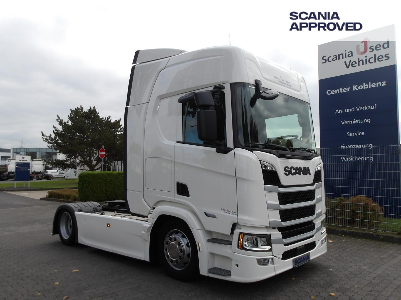 SCANIA R460 EB - MEGA EDiTiON - HIGHLINE - ACC - 2x TANKs - Tracteur routier: photos 1 SCANIA R460 EB - MEGA EDiTiON - HIGHLINE - ACC - 2x TANKs - Tracteur routier: photos 1