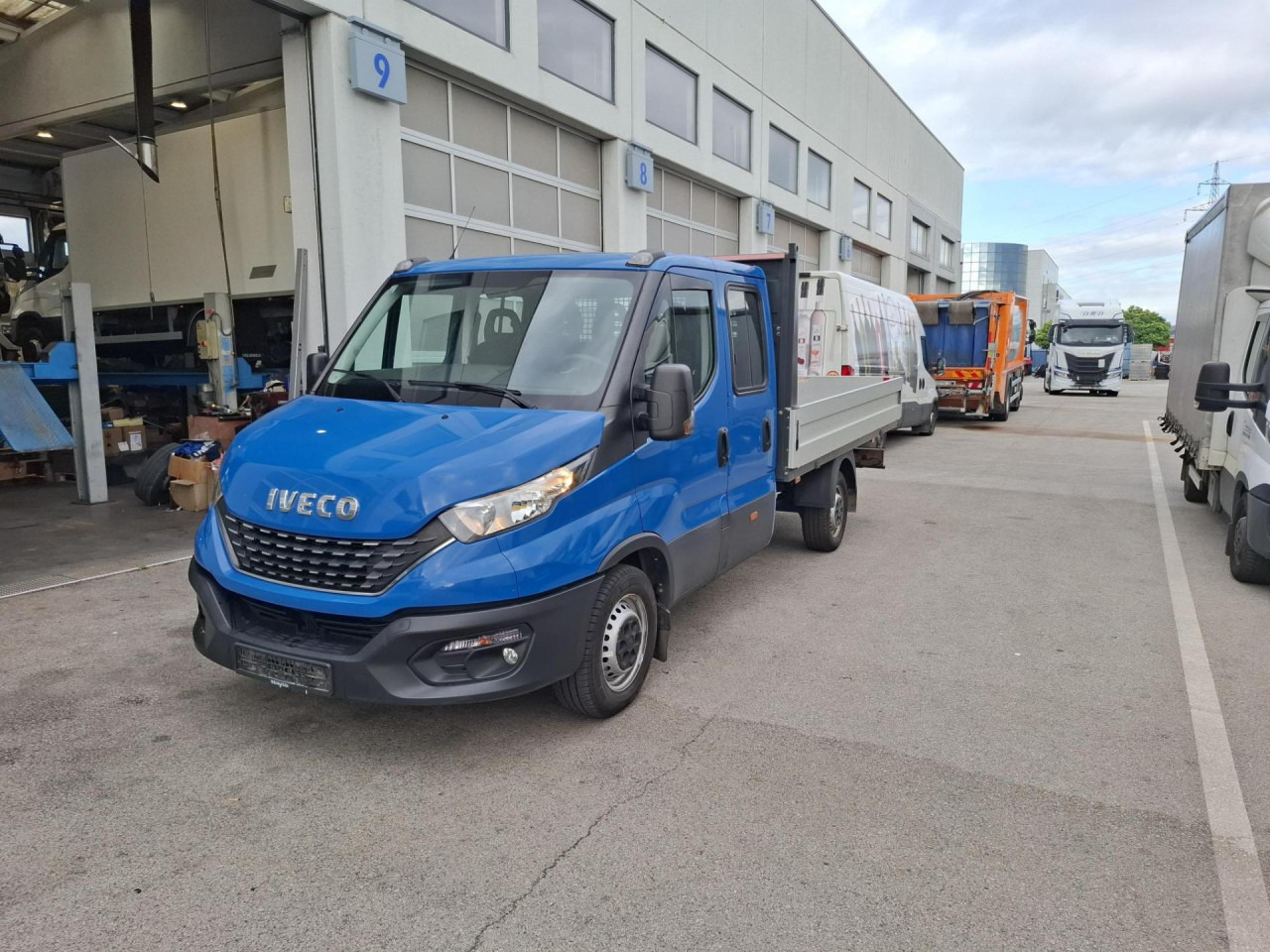 IVECO Daily 35S16A8 - Fourgon utilitaire, Utilitaire double cabine: photos 1 IVECO Daily 35S16A8 - Fourgon utilitaire, Utilitaire double cabine: photos 1