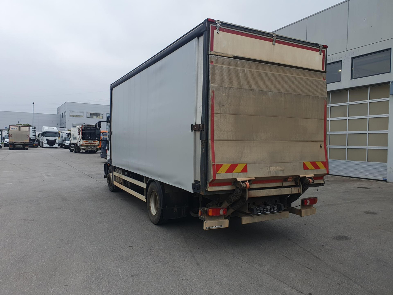 IVECO Eurocargo ML150E28/FP - Camion à rideaux coulissants: photos 5 IVECO Eurocargo ML150E28/FP - Camion à rideaux coulissants: photos 5