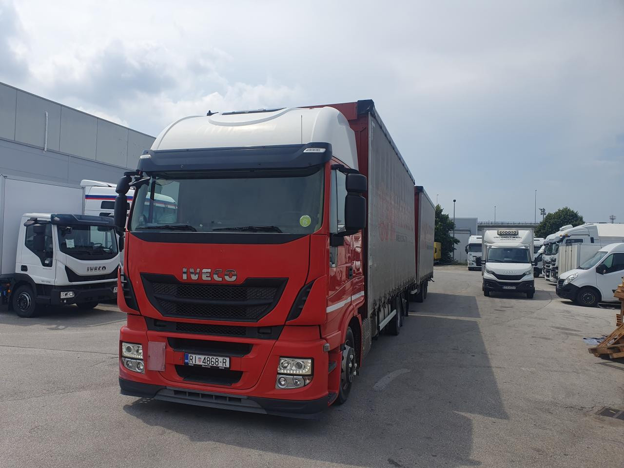 IVECO Stralis AS260S46Y/FP GV - Camion fourgon: photos 1 IVECO Stralis AS260S46Y/FP GV - Camion fourgon: photos 1