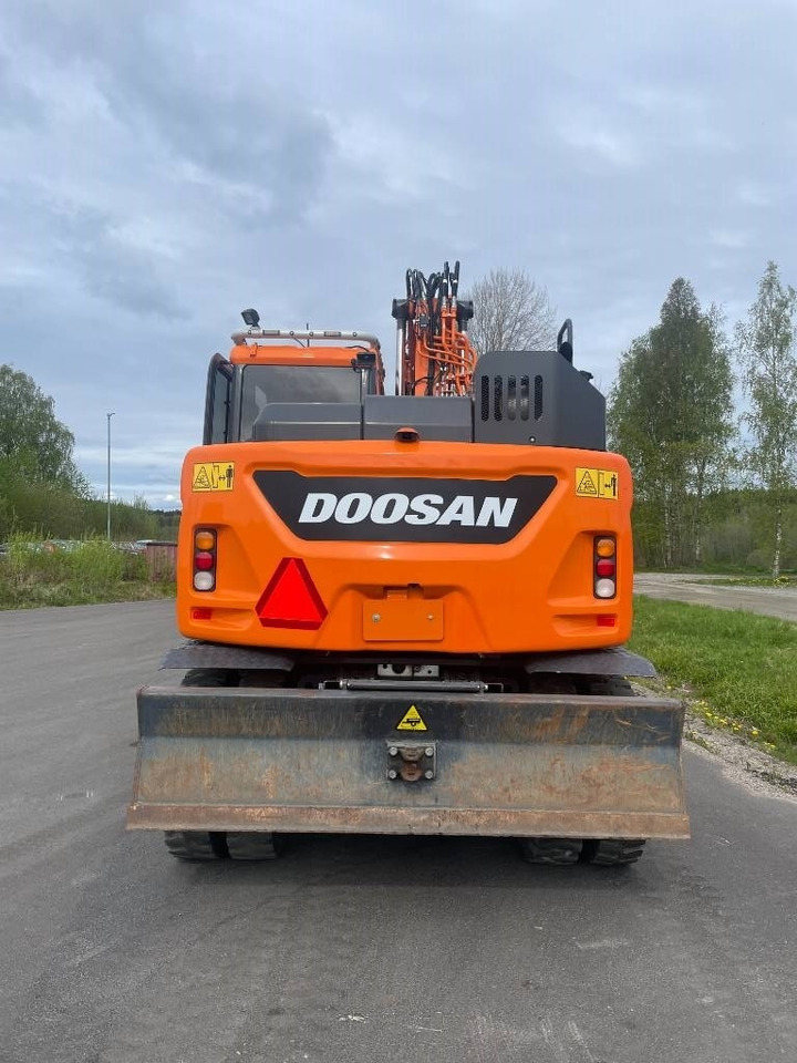 Doosan DX 165 W - Pelle sur pneus: photos 5 Doosan DX 165 W - Pelle sur pneus: photos 5