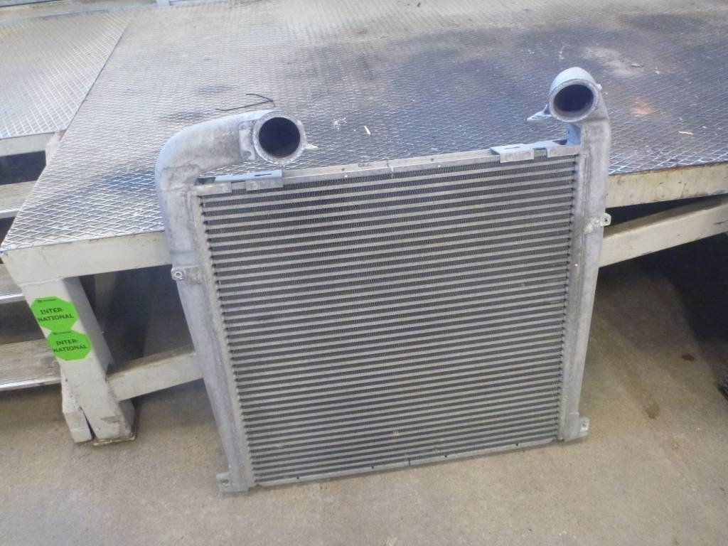 Scania R 500 - Radiateur pour Camion: photos 1 Scania R 500 - Radiateur pour Camion: photos 1