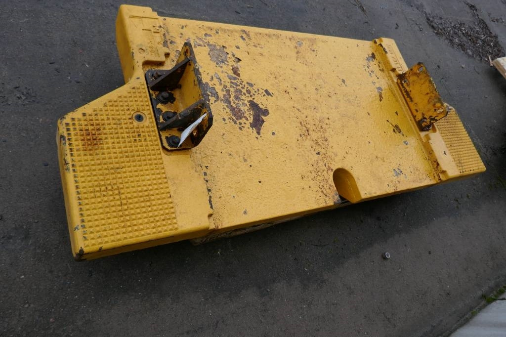 Volvo L180 HL Extra motvikt, voe11154152 - Frame/ Châssis pour Engins de chantier: photos 1 Volvo L180 HL Extra motvikt, voe11154152 - Frame/ Châssis pour Engins de chantier: photos 1