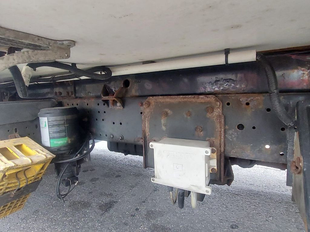 Camion frigorifique Iveco 140 E25 Eurocargo, E5, Carrier Supra 850: photos 10