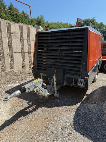 Kaeser M250 Kompressor, Anhänger trailer, 14bar - Compresseur d'air: photos 1 Kaeser M250 Kompressor, Anhänger trailer, 14bar - Compresseur d'air: photos 1