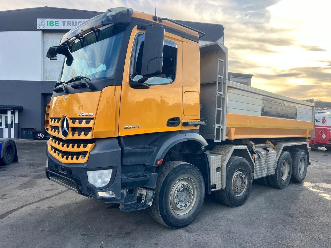 Mercedes-Benz Arocs 3243 8x4, E6, Meiller Kipper - Camion benne: photos 3 Mercedes-Benz Arocs 3243 8x4, E6, Meiller Kipper - Camion benne: photos 3