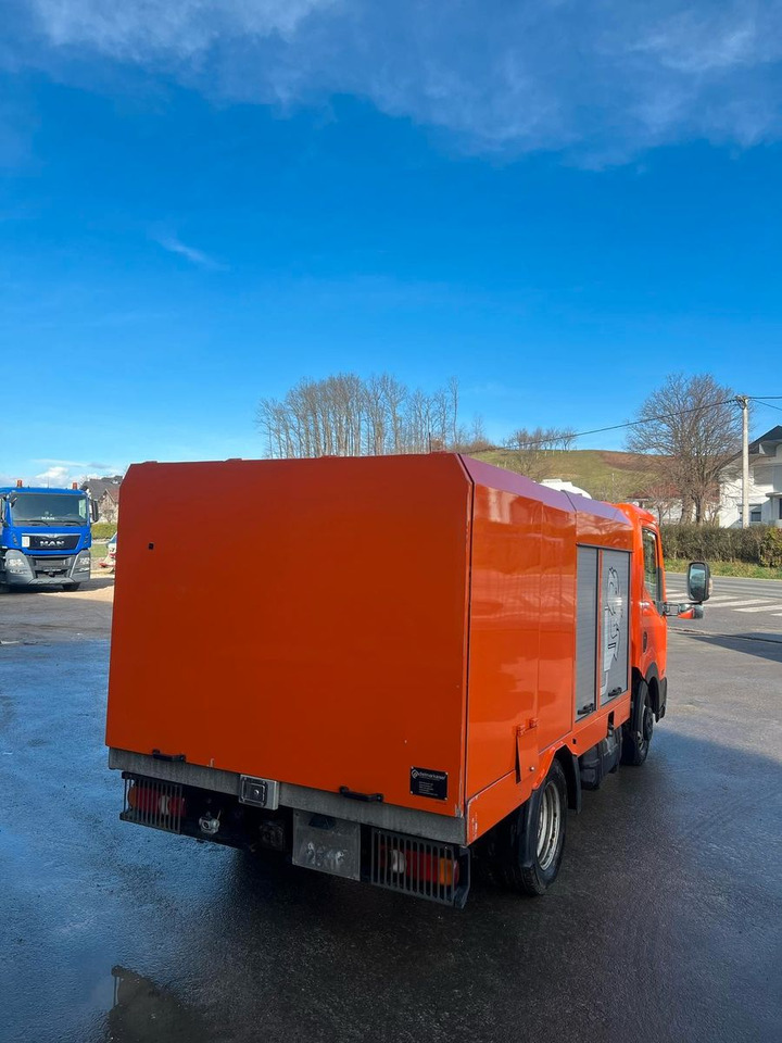 Nissan NT400 Cabstar, Dietmar Kaiser, 160bar, Hochdruck - Camion hydrocureur: photos 3 Nissan NT400 Cabstar, Dietmar Kaiser, 160bar, Hochdruck - Camion hydrocureur: photos 3