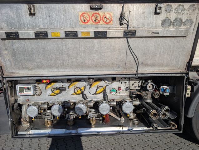 ROHR Hendricks Rohr, ADR, Diesel/Benzin 5 Kammern - Semi-remorque citerne: photos 3 ROHR Hendricks Rohr, ADR, Diesel/Benzin 5 Kammern - Semi-remorque citerne: photos 3