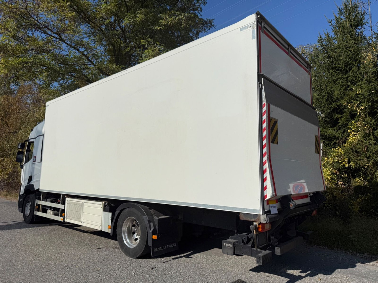 Renault T460 4x2, E 6, Carrier U850, -30C, Ladebordwand - Camion frigorifique: photos 4 Renault T460 4x2, E 6, Carrier U850, -30C, Ladebordwand - Camion frigorifique: photos 4