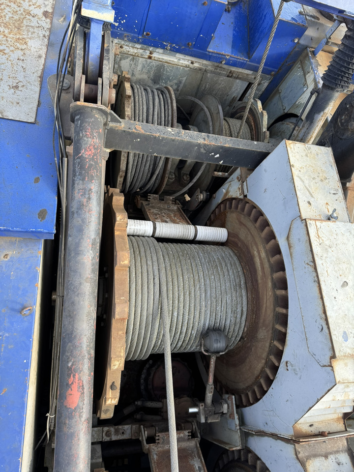 Grue sur chenilles HITACHI KH300-3 PD: photos 11 Grue sur chenilles HITACHI KH300-3 PD: photos 11