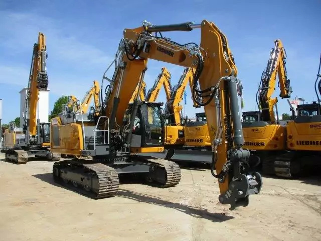 2023 Liebherr R 926 Litronic G8.0-D - Pelle sur chenille: photos 2 2023 Liebherr R 926 Litronic G8.0-D - Pelle sur chenille: photos 2