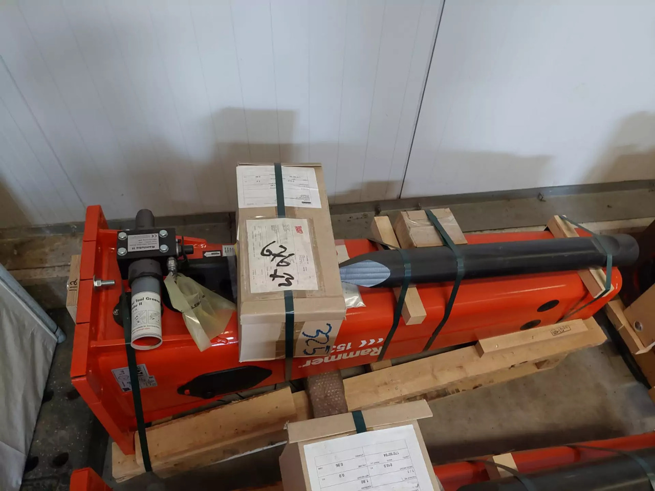 2023 Rammer 1533E - Marteau hydraulique: photos 1 2023 Rammer 1533E - Marteau hydraulique: photos 1