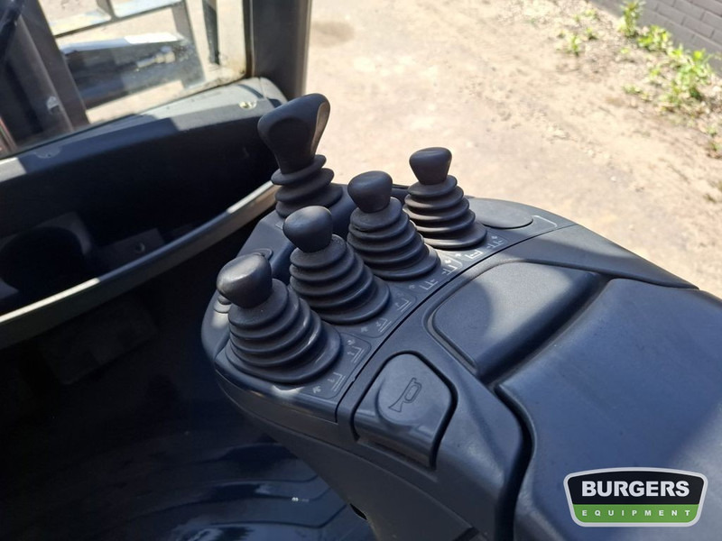 Chariot élévateur à gaz Linde H25T: photos 7