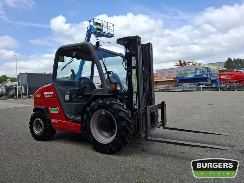 Manitou MH25-4 Buggy - Chariot tout terrain: photos 2 Manitou MH25-4 Buggy - Chariot tout terrain: photos 2