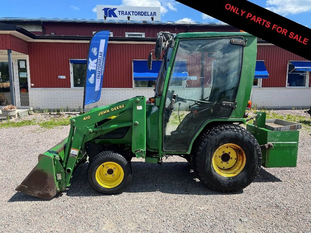 John Deere 4100 Dismantled: only spare parts - Tracteur communal: photos 1 John Deere 4100 Dismantled: only spare parts - Tracteur communal: photos 1