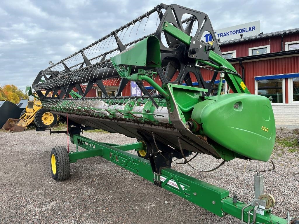 John Deere 622R Skärbord / Header 22 fot till JD T550 i - Accessoire de matériels de récolte: photos 2 John Deere 622R Skärbord / Header 22 fot till JD T550 i - Accessoire de matériels de récolte: photos 2