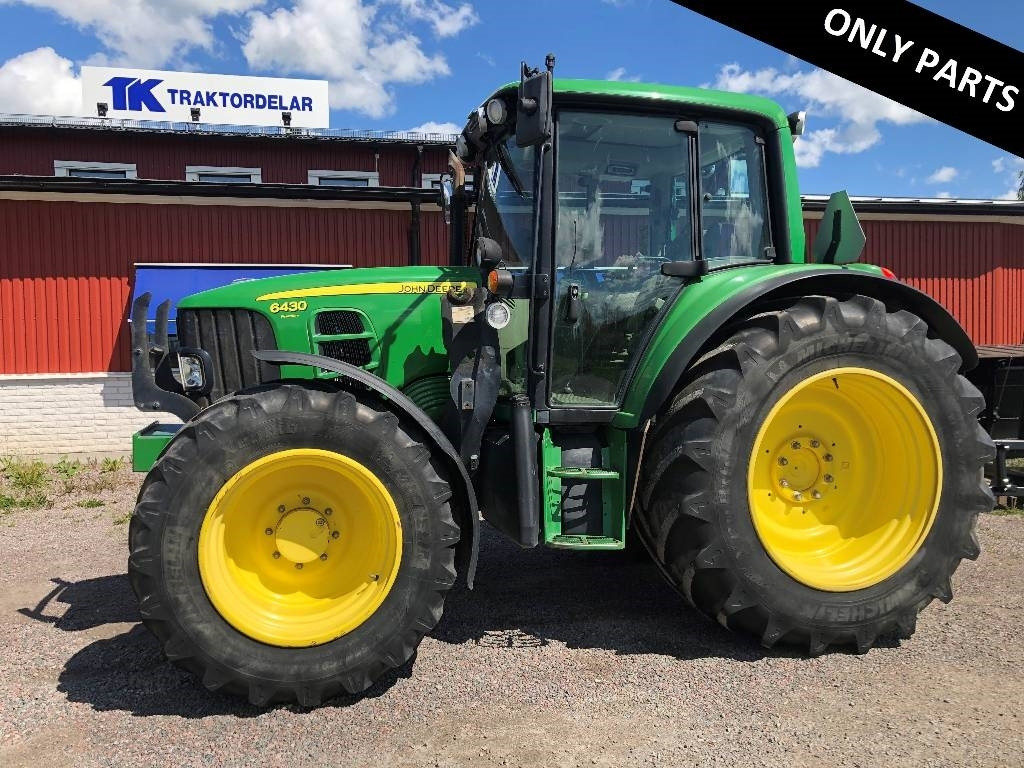 John Deere 6430 dismantled : only spare parts - Tracteur agricole: photos 1 John Deere 6430 dismantled : only spare parts - Tracteur agricole: photos 1