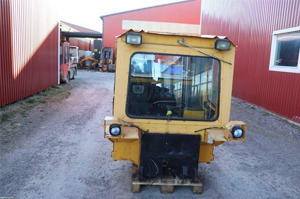 Lundberg 341 - Cabine pour Engins de chantier: photos 1 Lundberg 341 - Cabine pour Engins de chantier: photos 1