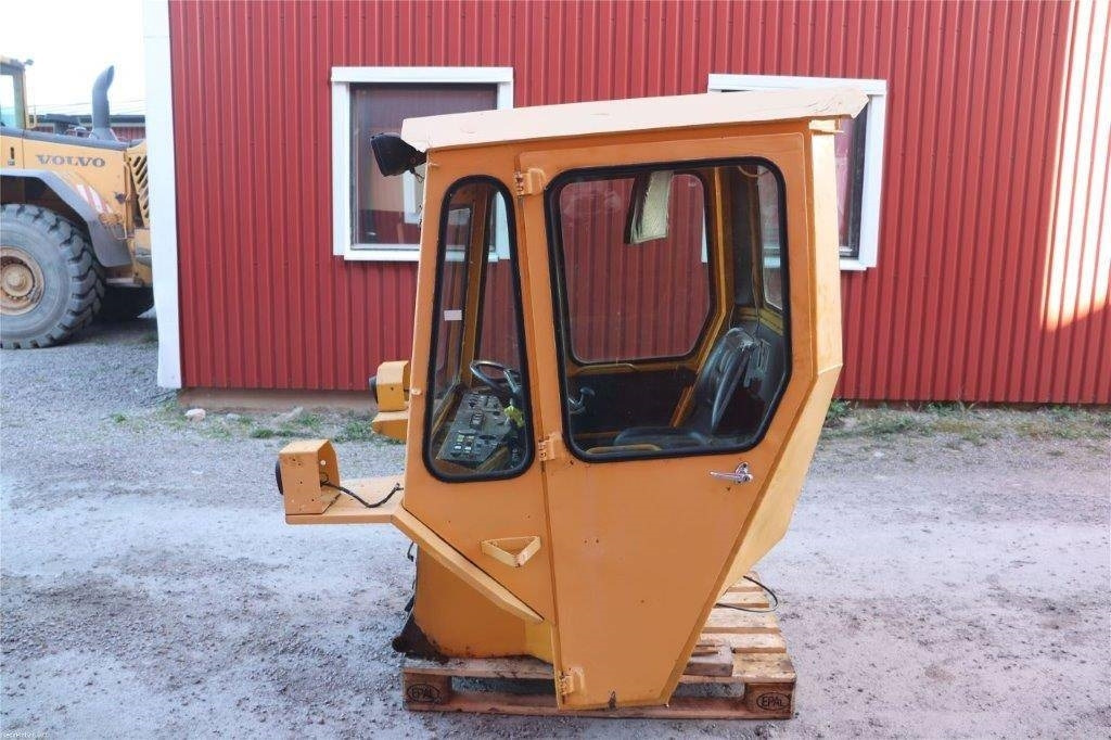 Lundberg 341 - Cabine pour Engins de chantier: photos 4 Lundberg 341 - Cabine pour Engins de chantier: photos 4