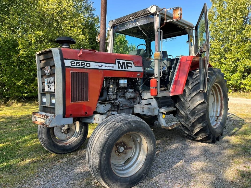 Massey Ferguson 2680 - Tracteur agricole: photos 3 Massey Ferguson 2680 - Tracteur agricole: photos 3