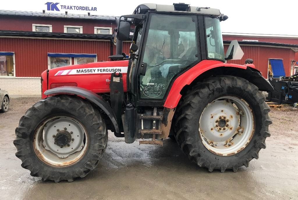 Massey Ferguson 6470 Dismantled: only spare parts - Tracteur agricole: photos 1 Massey Ferguson 6470 Dismantled: only spare parts - Tracteur agricole: photos 1