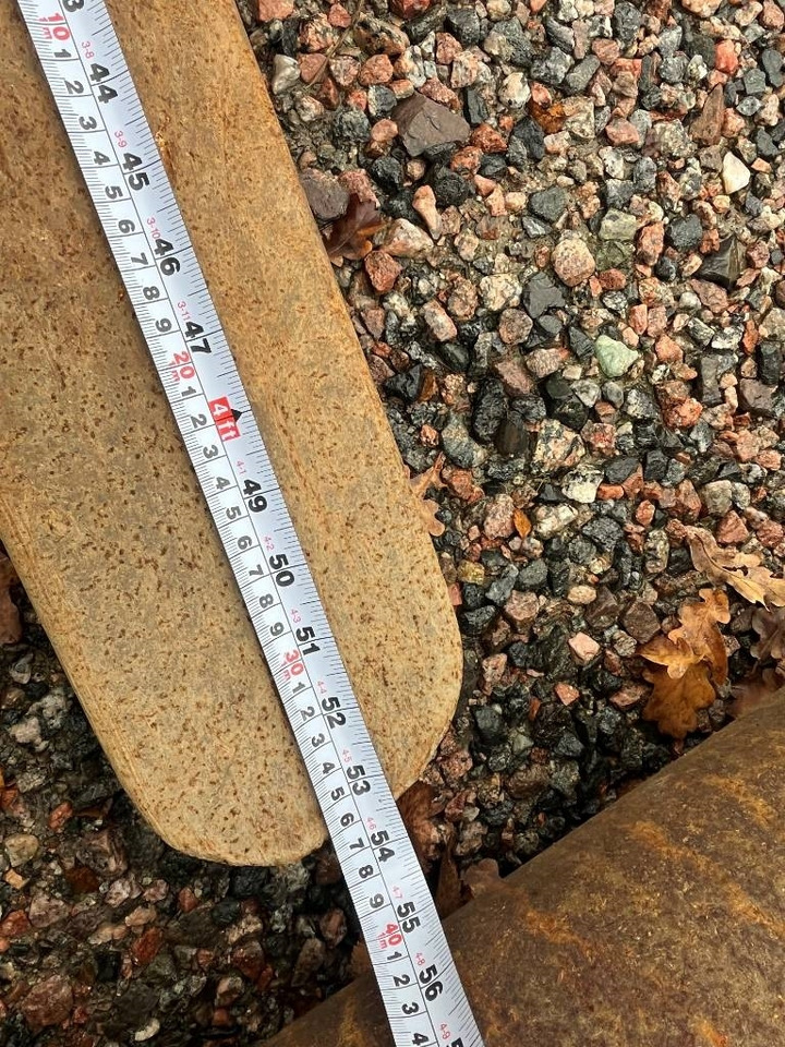 Pallgafflar / Forks Volvo Stora Bm fästet - Fourches pour Engins de chantier: photos 4 Pallgafflar / Forks Volvo Stora Bm fästet - Fourches pour Engins de chantier: photos 4