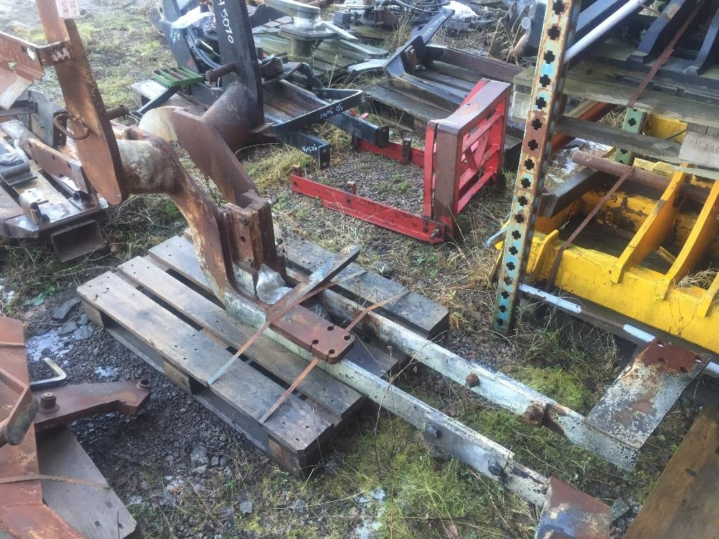 Lastarfäste Vreten till New Holland T 5070 - Pièces de rechange pour Chargeur frontal pour tracteur: photos 1 Lastarfäste Vreten till New Holland T 5070 - Pièces de rechange pour Chargeur frontal pour tracteur: photos 1