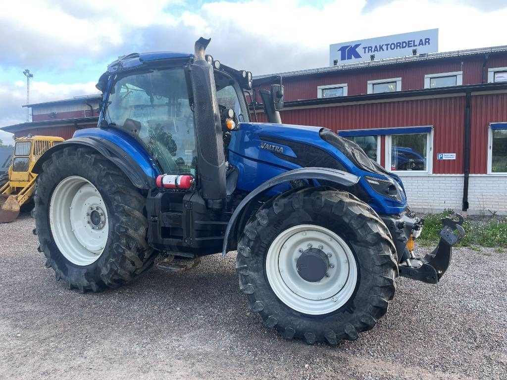 Valtra Valmet T214 Dismantled Only for Spare Parts - Tracteur agricole: photos 3 Valtra Valmet T214 Dismantled Only for Spare Parts - Tracteur agricole: photos 3