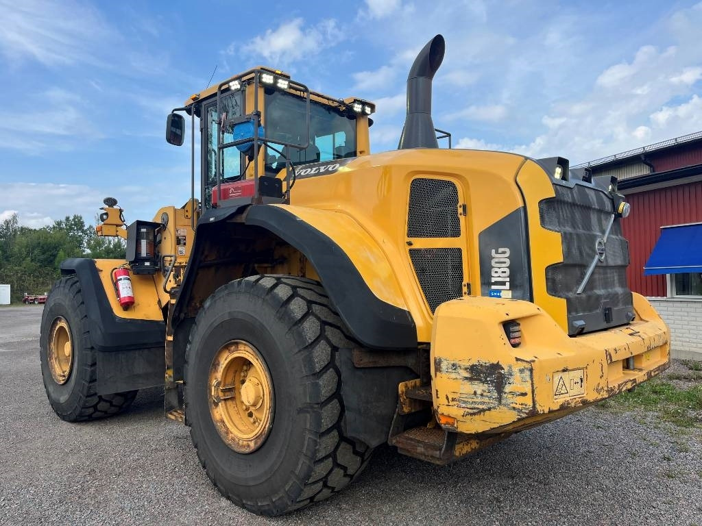 Volvo L 180 G - Chargeuse sur pneus: photos 2 Volvo L 180 G - Chargeuse sur pneus: photos 2