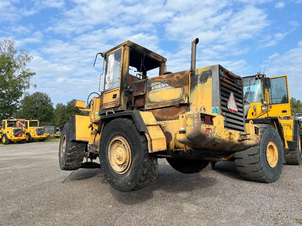 Volvo L90C Dismantled. Only spare parts - Chargeuse sur pneus: photos 3 Volvo L90C Dismantled. Only spare parts - Chargeuse sur pneus: photos 3