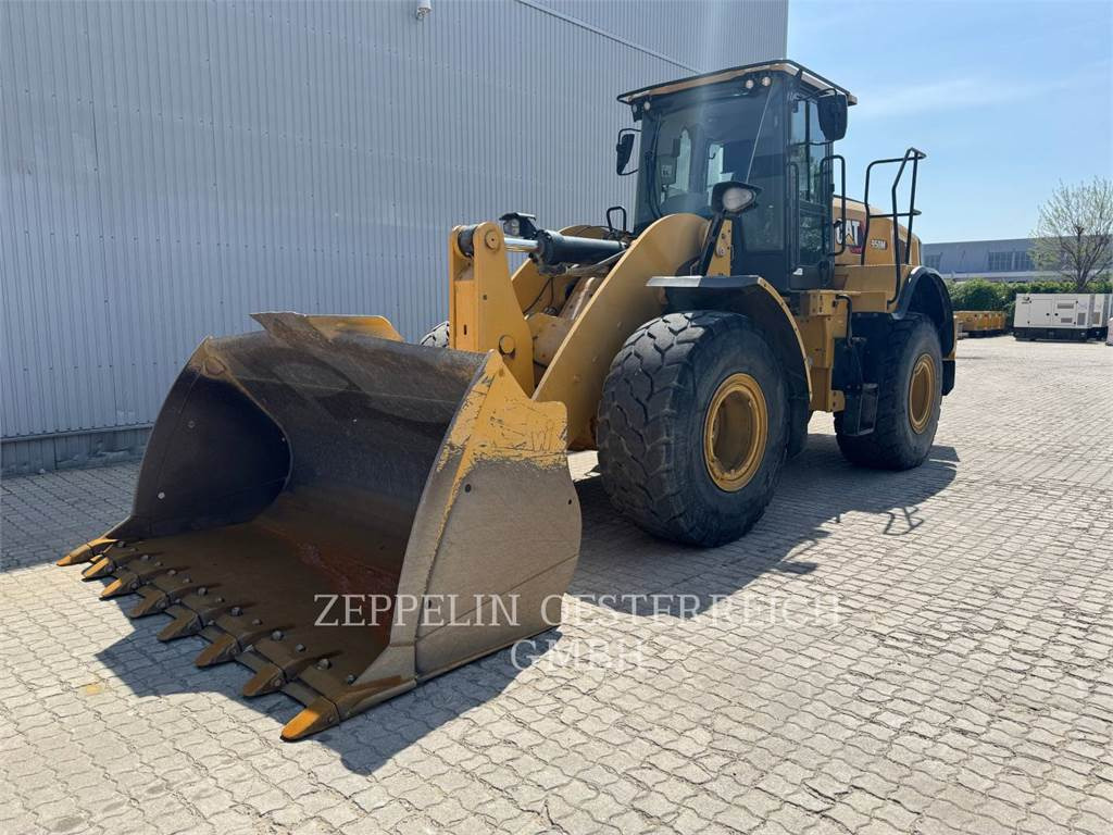 CAT 950M - Chargeuse sur pneus: photos 1 CAT 950M - Chargeuse sur pneus: photos 1