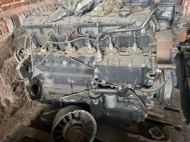 Deutz BF6M1013 blok , głowica , wał , części - Moteur et pièces pour Machine agricole: photos 3 Deutz BF6M1013 blok , głowica , wał , części - Moteur et pièces pour Machine agricole: photos 3