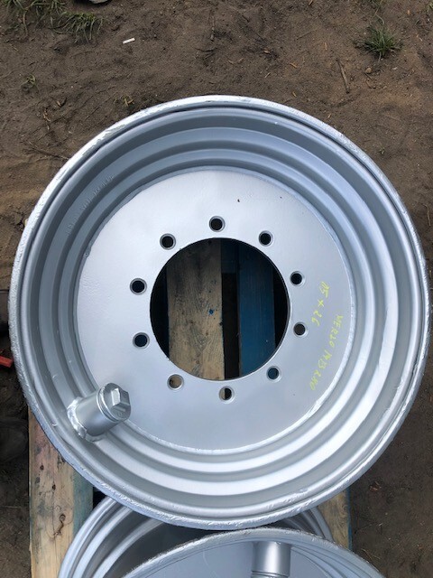 Felga Dw15Lx26 , Merlo mm280b - Felgi Leśne - Jante pour Machine agricole: photos 2 Felga Dw15Lx26 , Merlo mm280b - Felgi Leśne - Jante pour Machine agricole: photos 2